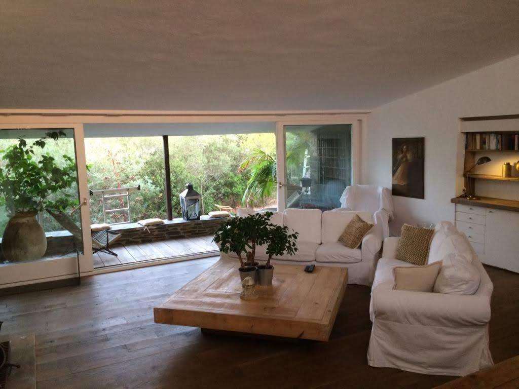 Isla Privada En Cadaques De Ensueno Con 11 Habitaciones Dobles Con Bano Privado Y Piscina Exterior foto