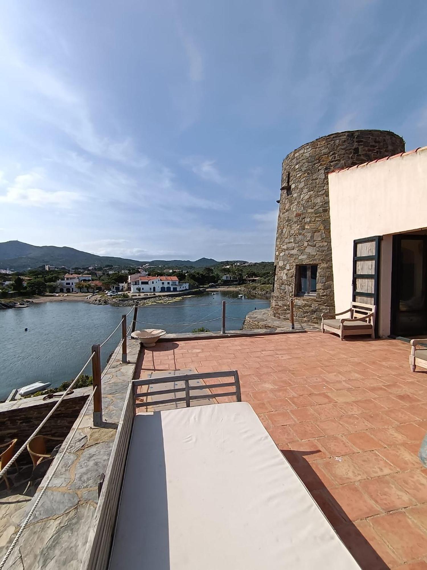 Isla Privada En Cadaques De Ensueno Con 11 Habitaciones Dobles Con Bano Privado Y Piscina Exterior foto