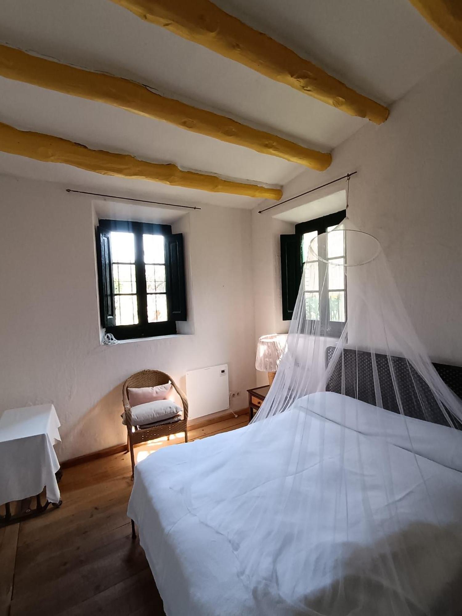 Isla Privada En Cadaques De Ensueno Con 11 Habitaciones Dobles Con Bano Privado Y Piscina Exterior foto