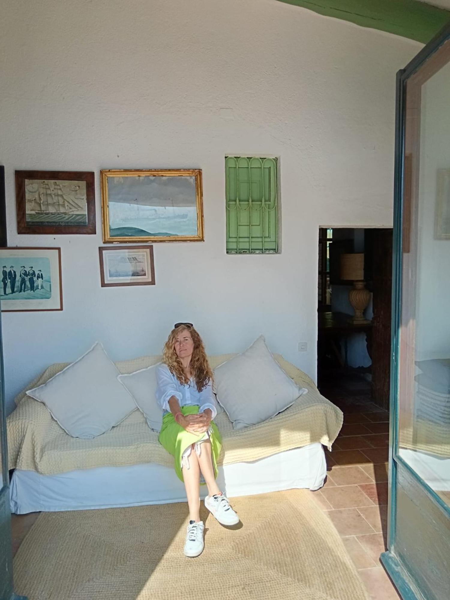 Isla Privada En Cadaques De Ensueno Con 11 Habitaciones Dobles Con Bano Privado Y Piscina Exterior foto