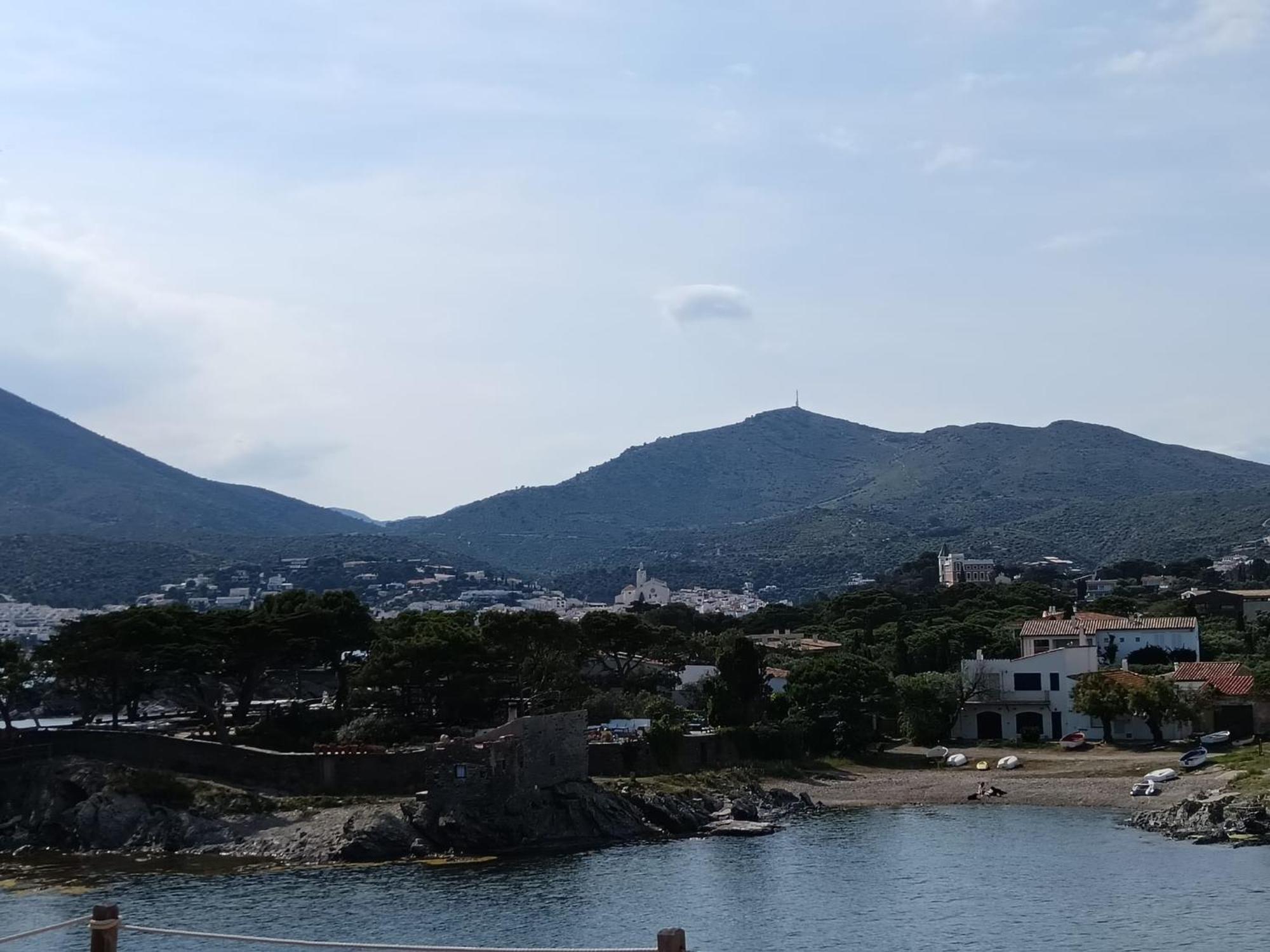 Isla Privada En Cadaques De Ensueno Con 11 Habitaciones Dobles Con Bano Privado Y Piscina Exterior foto
